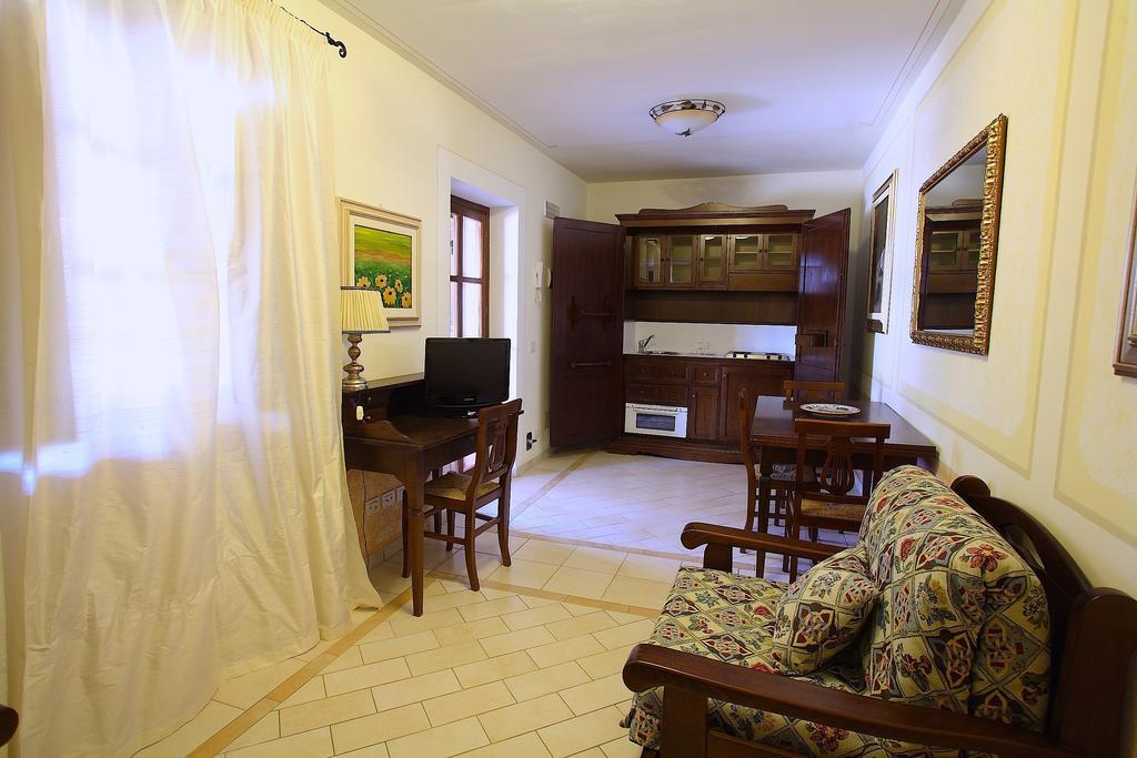 Residenze L'Uncinaia Holiday House Perúgia Quarto foto